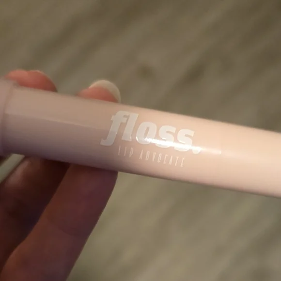 Floss Brand Lip Tint In Your Honor - Picture 3 of 6